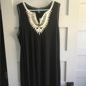 Dressbarn original, Soft black dress/cream embroidered collar, NWT, Size 1X
